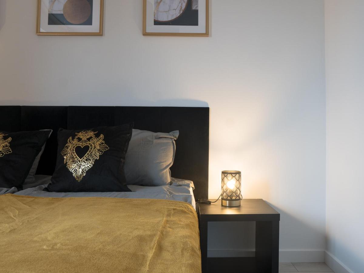 Apartament Clever 2 Kamienica Grochow Varšava Exteriér fotografie