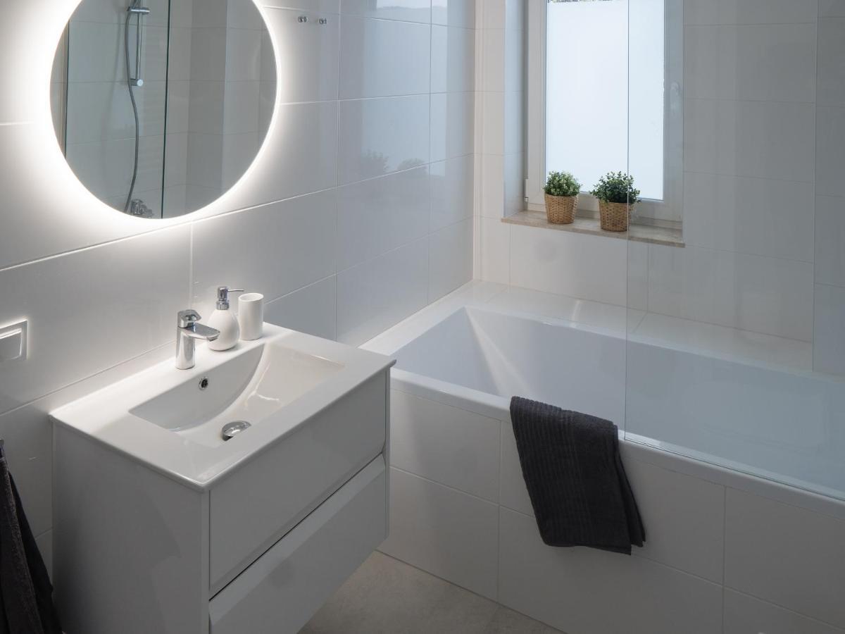 Apartament Clever 2 Kamienica Grochow Varšava Exteriér fotografie